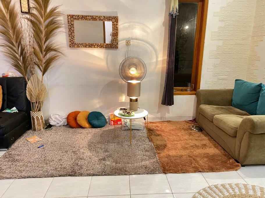 Vila House In Bekasi Timur Exteriér fotografie